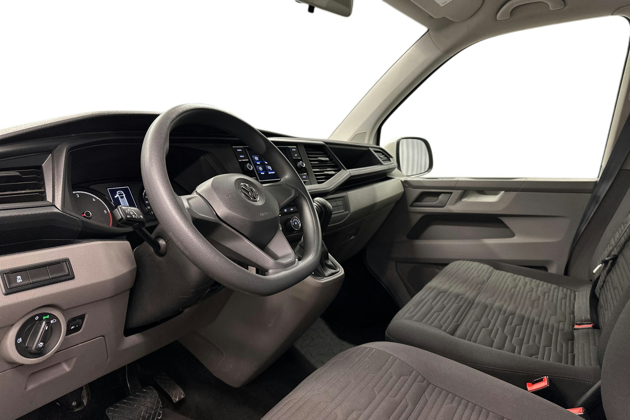 valkoinen Volkswagen Caravelle 2020 kuva 6.