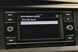 valkoinen Volkswagen Caravelle 2020 kuva 17.