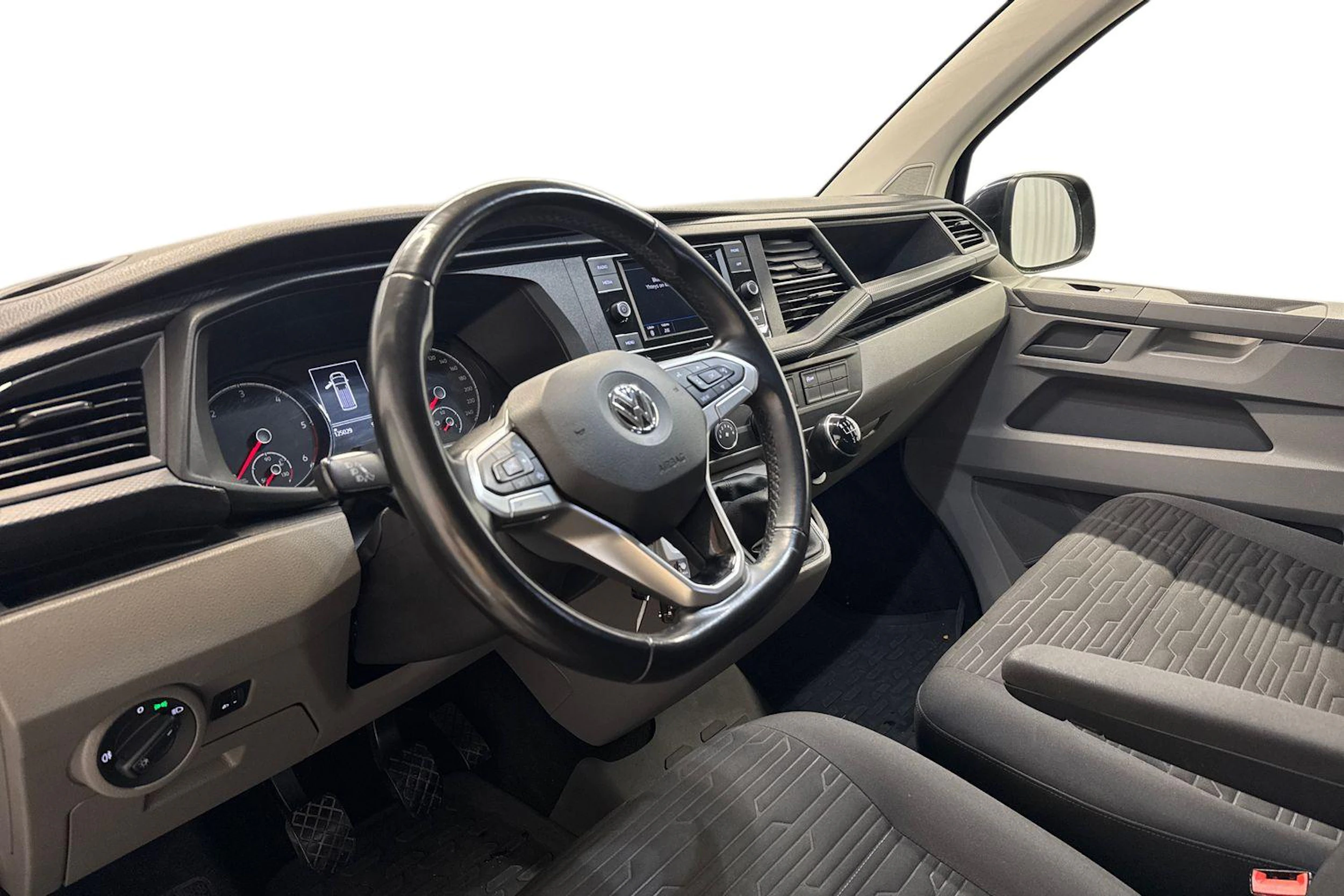 sininen Volkswagen Caravelle 2020 kuva 3.