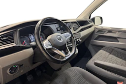 sininen Volkswagen Caravelle 2020 kuva 3.