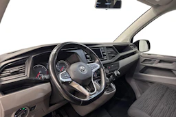 sininen Volkswagen Caravelle 2020 kuva 8.