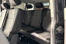 musta Volkswagen Caravelle 2020 kuva 20.