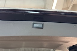 musta Volkswagen Caravelle 2020 kuva 22.