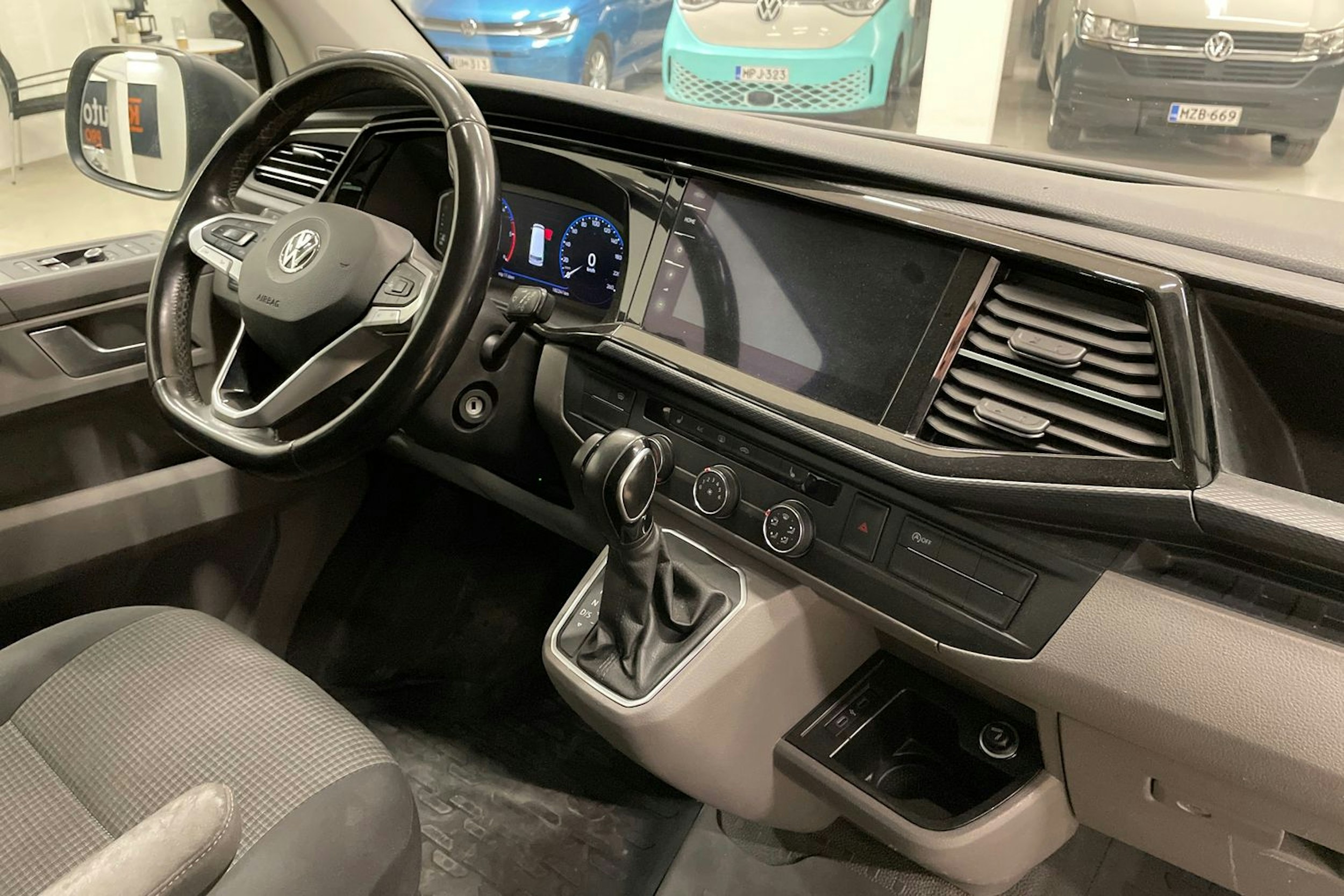 hopea Volkswagen Caravelle 2020 kuva 13.