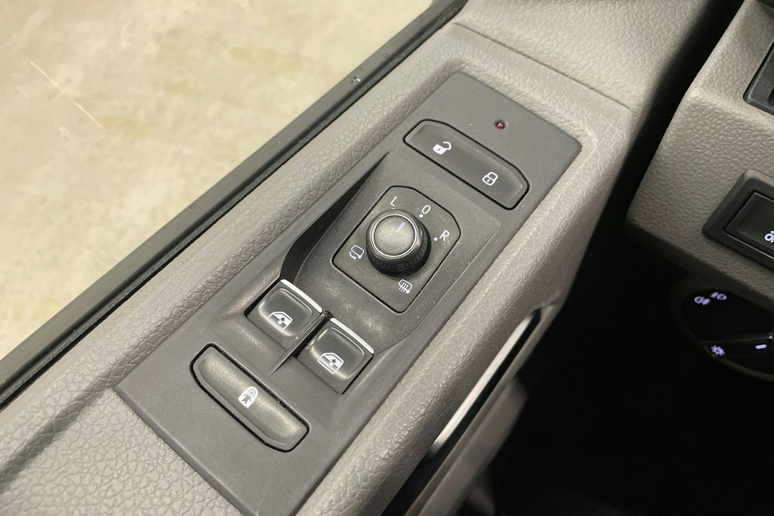 hopea Volkswagen Caravelle 2020 kuva 24.