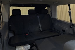 valkoinen Volkswagen Caravelle 2021 kuva 11.