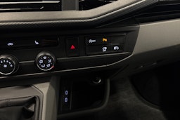 valkoinen Volkswagen Caravelle 2021 kuva 22.