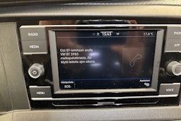 valkoinen Volkswagen Caravelle 2021 kuva 19.