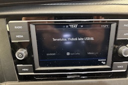 valkoinen Volkswagen Caravelle 2021 kuva 20.