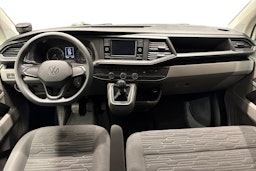 Valkoinen Volkswagen CARAVELLE 2021 kuva 9.