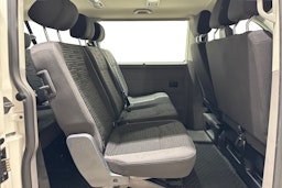 Valkoinen Volkswagen CARAVELLE 2021 kuva 10.