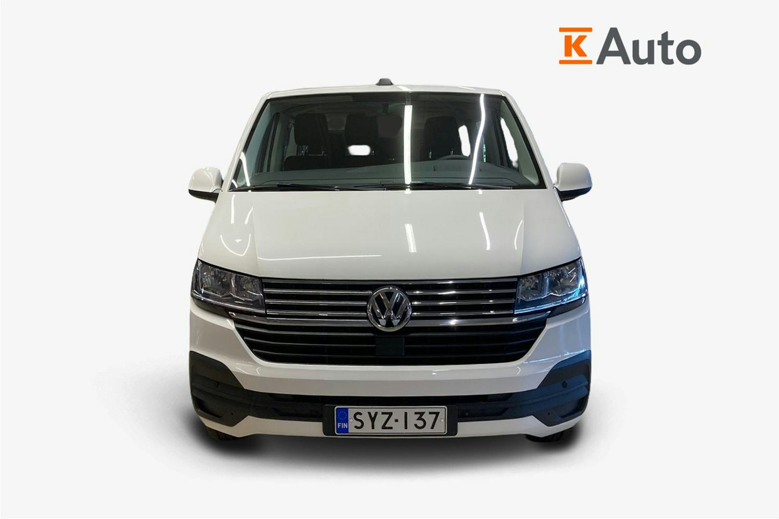 valkoinen Volkswagen Caravelle 2021 kuva 5.