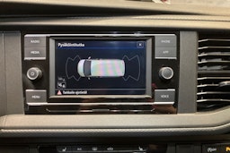 valkoinen Volkswagen Caravelle 2021 kuva 25.
