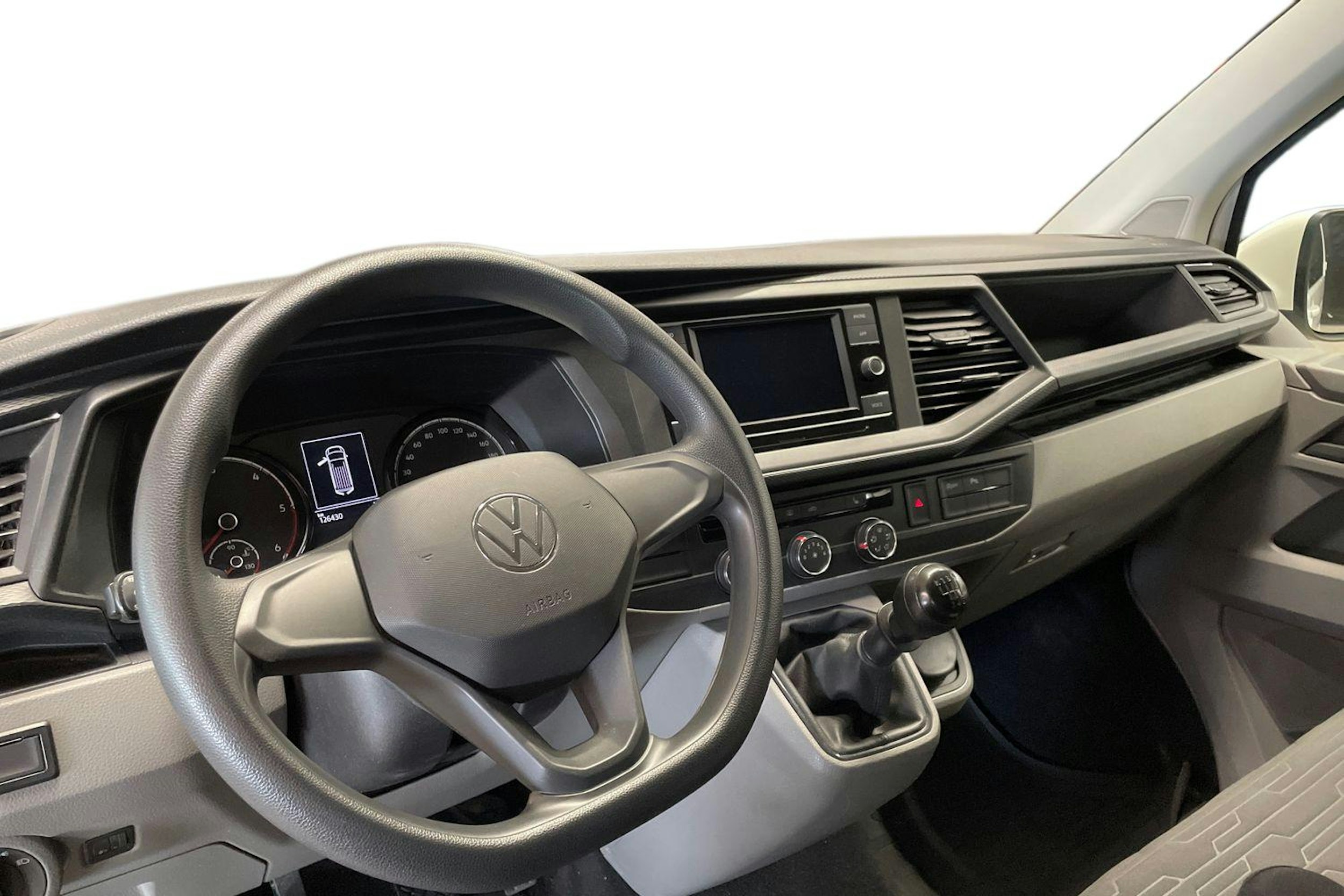 valkoinen Volkswagen Caravelle 2021 kuva 9.