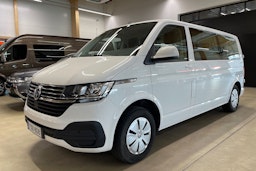 valkoinen Volkswagen Caravelle 2021 kuva 13.