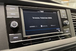 valkoinen Volkswagen Caravelle 2021 kuva 31.