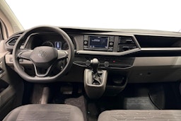 valkoinen Volkswagen Caravelle 2022 kuva 7.