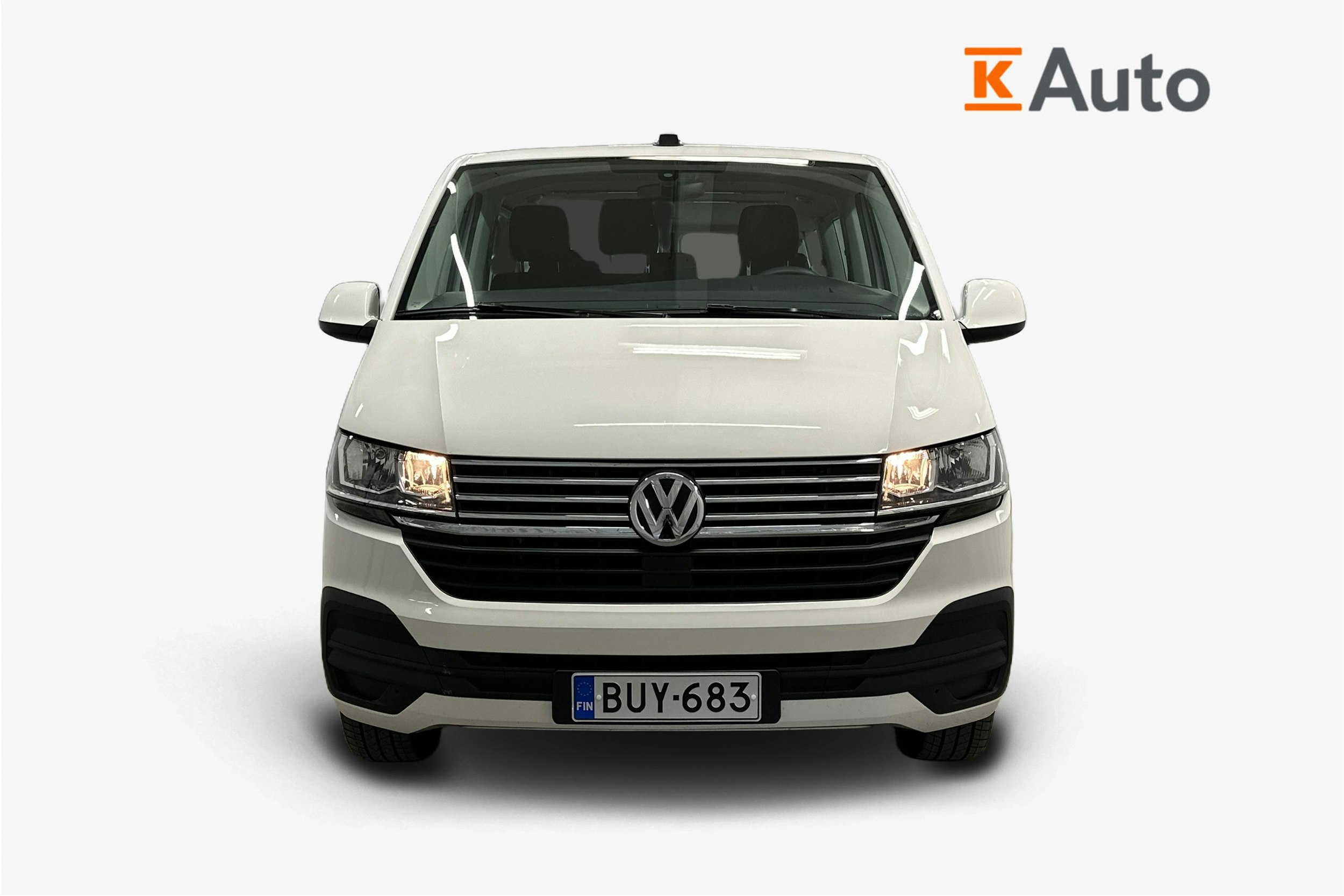 valkoinen Volkswagen Caravelle 2022 kuva 4.