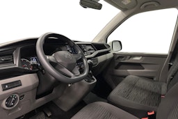 valkoinen Volkswagen Caravelle 2022 kuva 6.