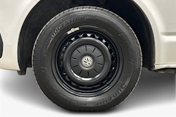 valkoinen Volkswagen Caravelle 2022 kuva 9.