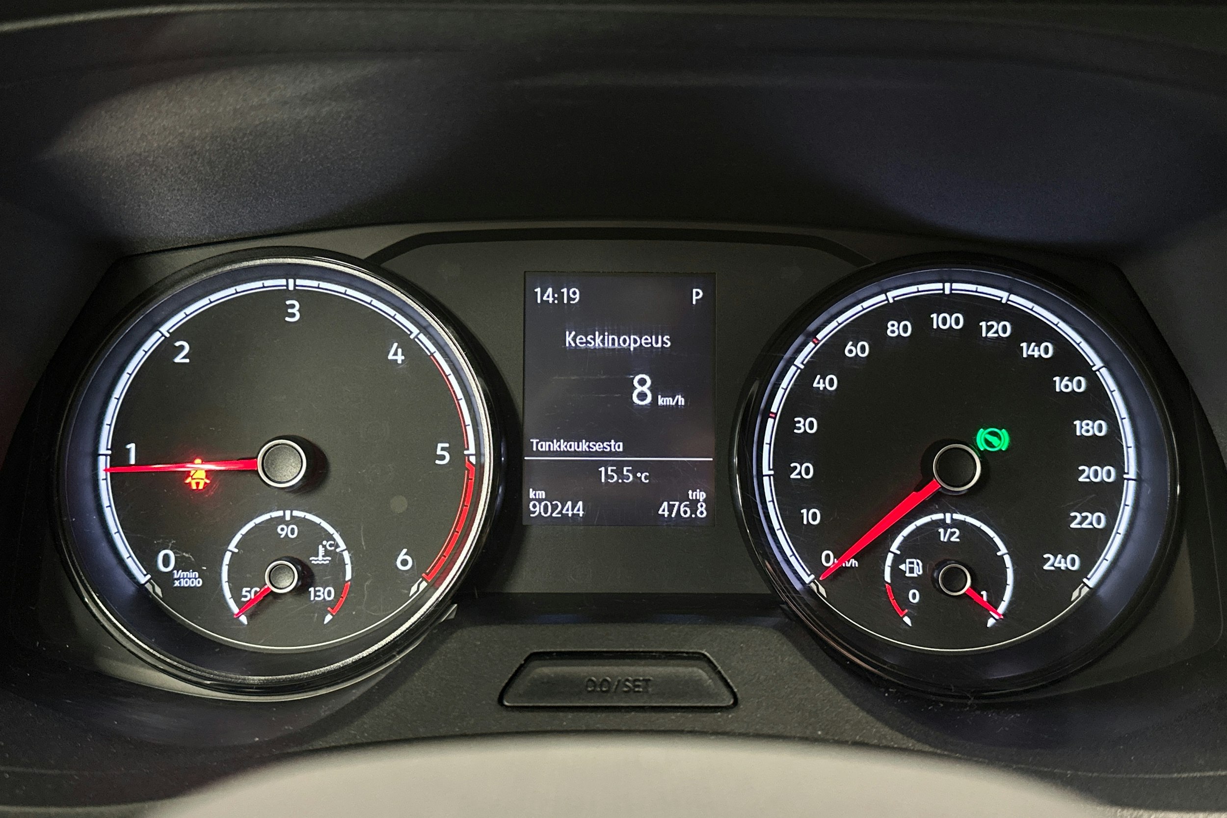 valkoinen Volkswagen Caravelle 2022 kuva 16.