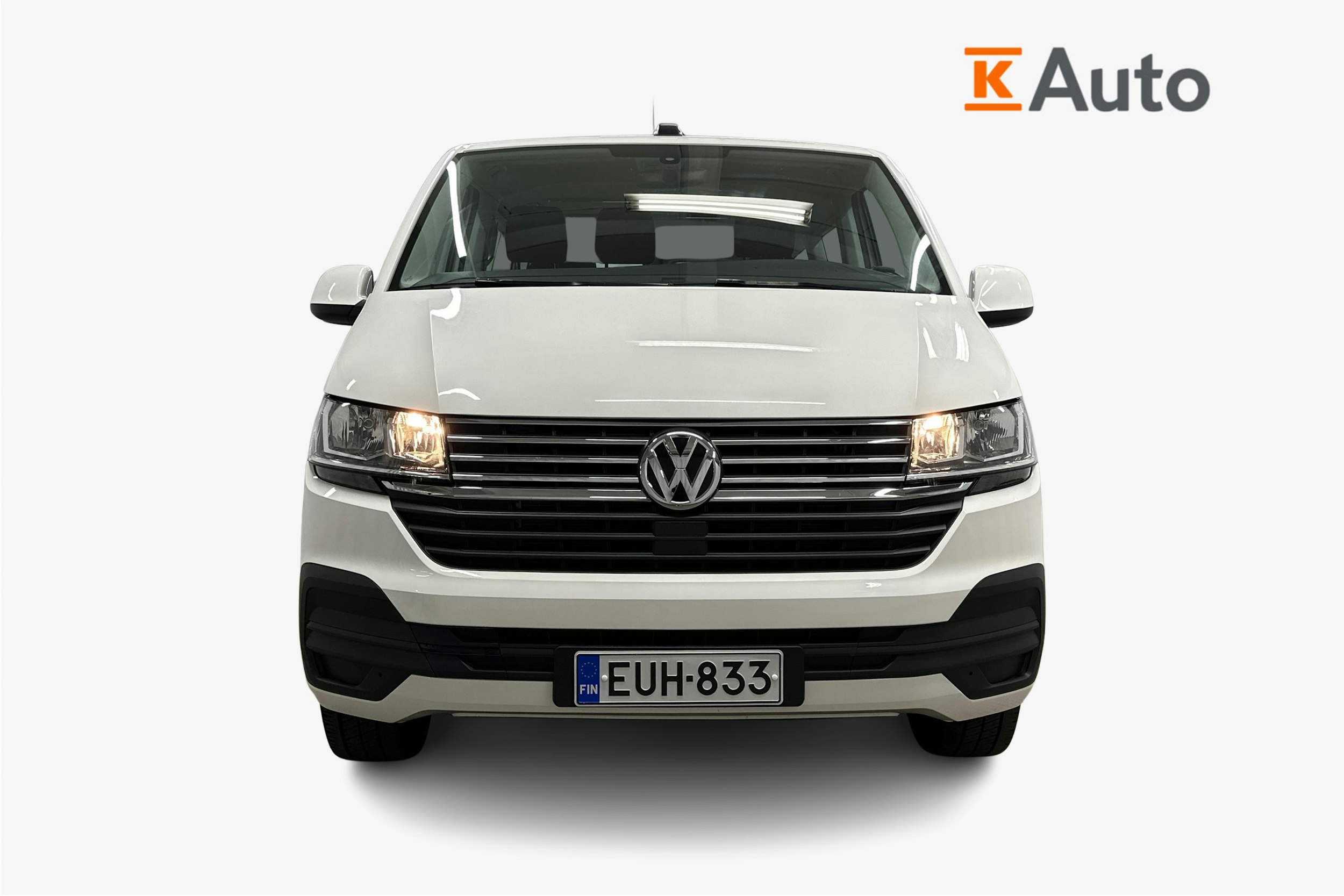 valkoinen Volkswagen Caravelle 2022 kuva 4.