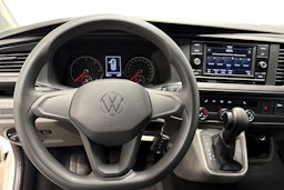 valkoinen Volkswagen Caravelle 2022 kuva 7.