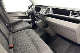 valkoinen Volkswagen Caravelle 2022 kuva 8.