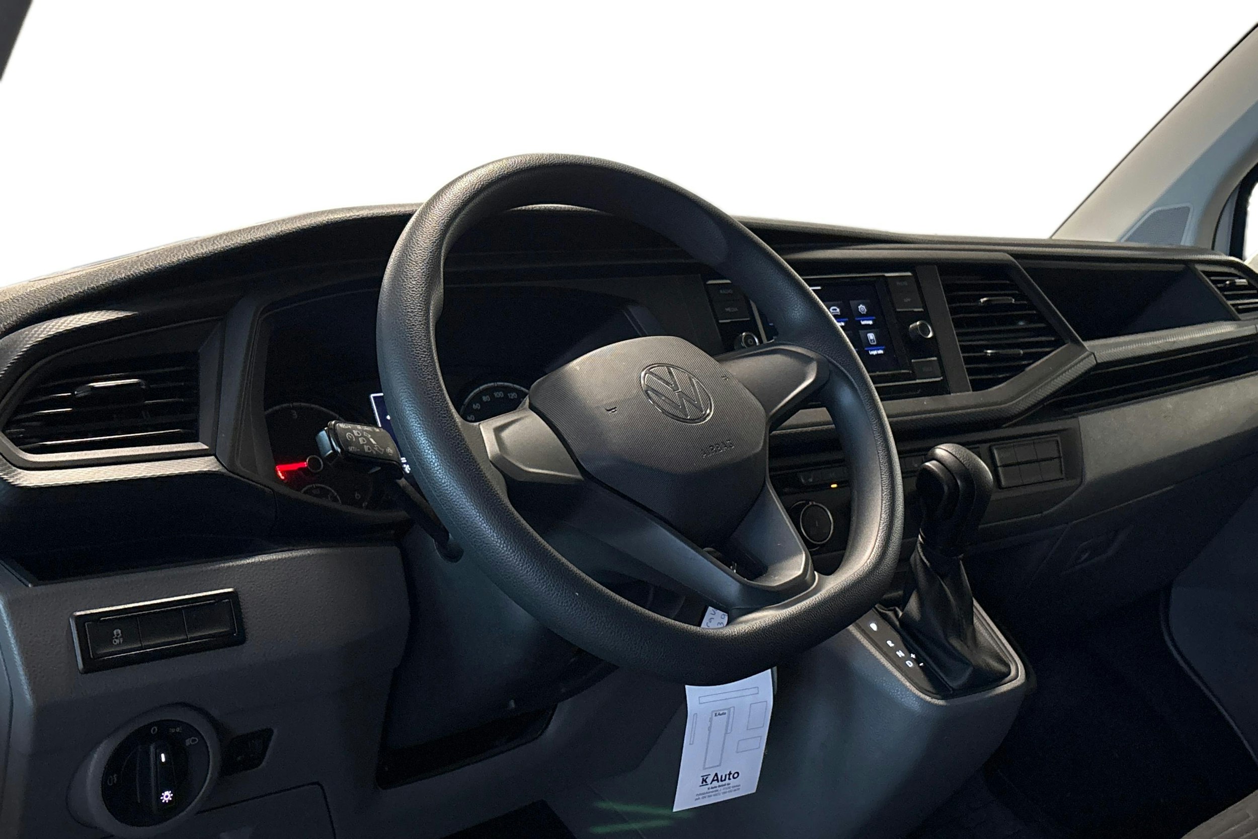 valkoinen Volkswagen Caravelle 2022 kuva 3.