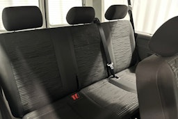 valkoinen Volkswagen Caravelle 2022 kuva 12.