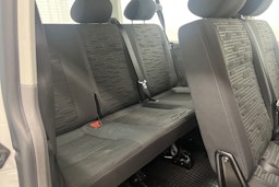 valkoinen Volkswagen Caravelle 2022 kuva 20.