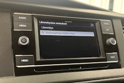 valkoinen Volkswagen Caravelle 2022 kuva 30.