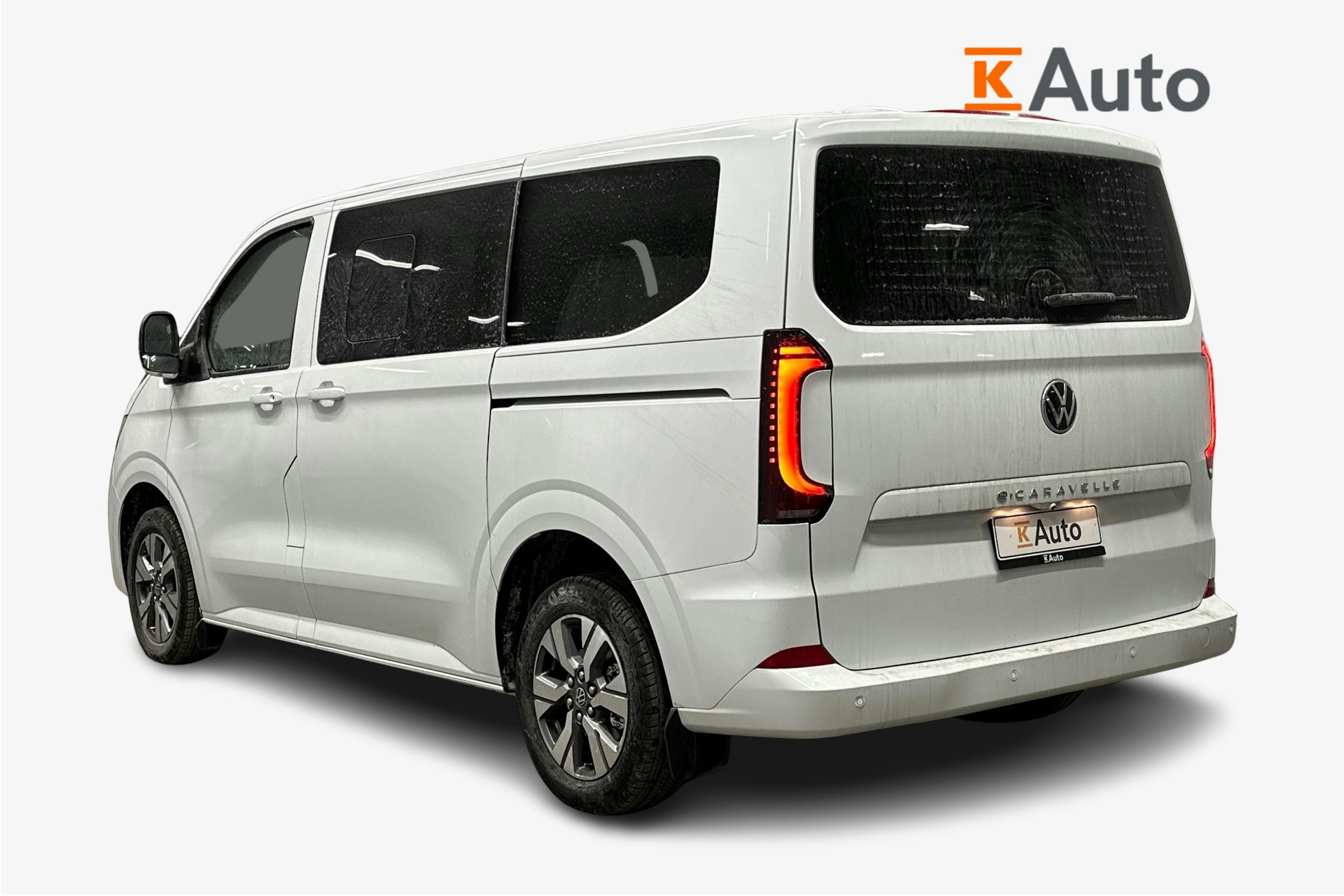 valkoinen Volkswagen Caravelle 2025 kuva 2.