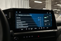 valkoinen Volkswagen Caravelle 2025 kuva 21.