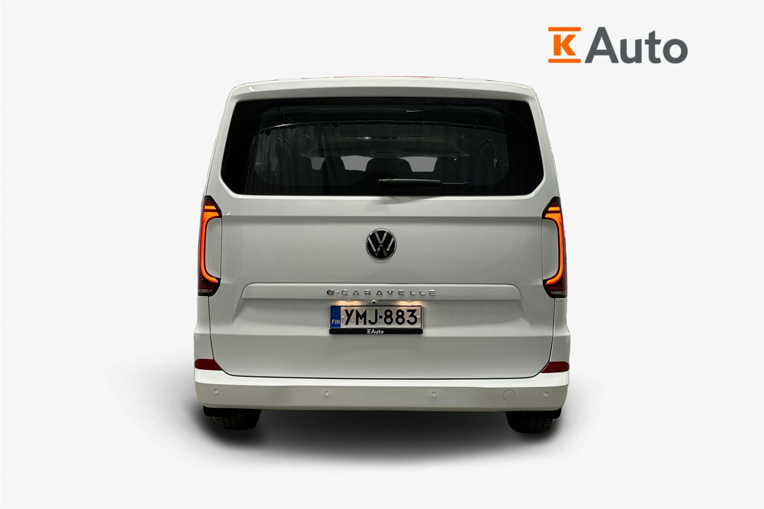 valkoinen Volkswagen Caravelle 2025 kuva 4.