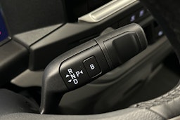 valkoinen Volkswagen Caravelle 2025 kuva 23.