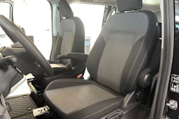 musta Volkswagen Caravelle 2026 kuva 11.