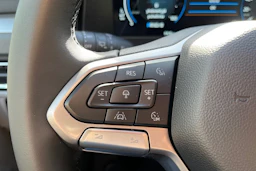 musta Volkswagen Caravelle 2026 kuva 17.