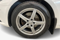 valkoinen Volkswagen CC 2013 kuva 11.