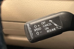 valkoinen Volkswagen CC 2013 kuva 19.