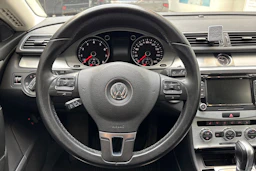 punainen Volkswagen CC 2013 kuva 16.
