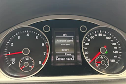 punainen Volkswagen CC 2013 kuva 17.