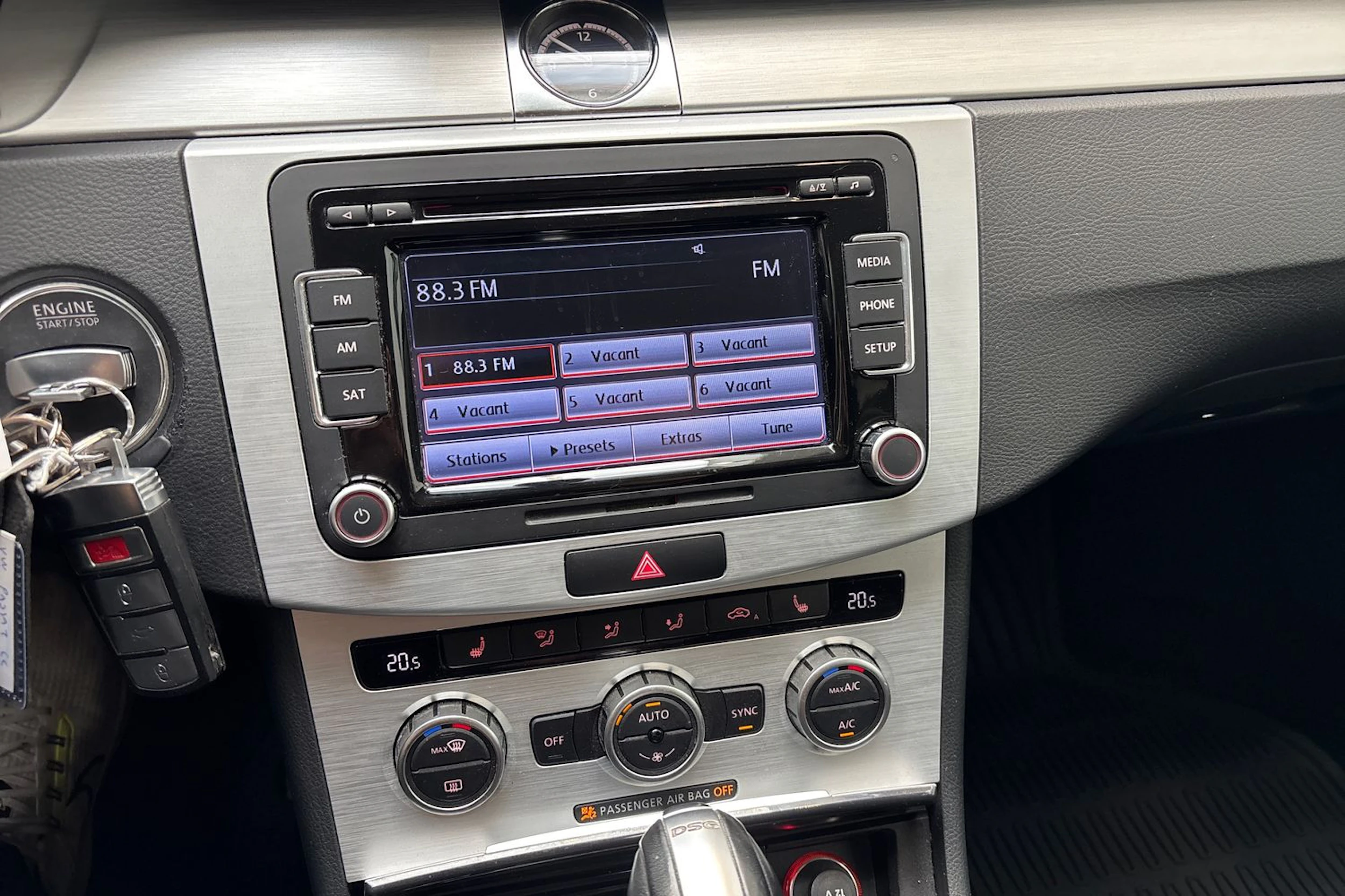 punainen Volkswagen CC 2013 kuva 20.