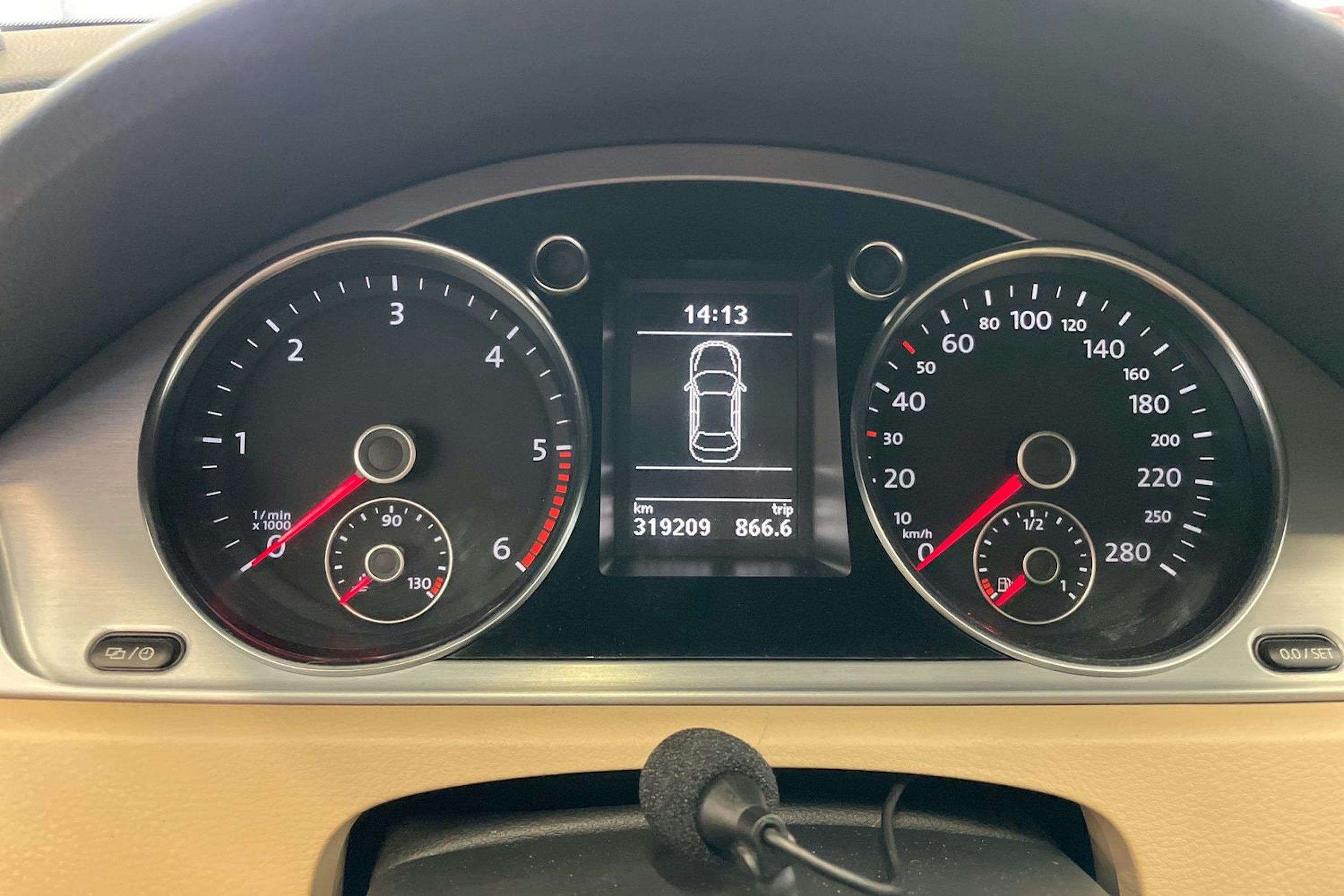 Valkoinen Volkswagen CC 2013 kuva 14.