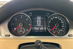 Valkoinen Volkswagen CC 2013 kuva 14.