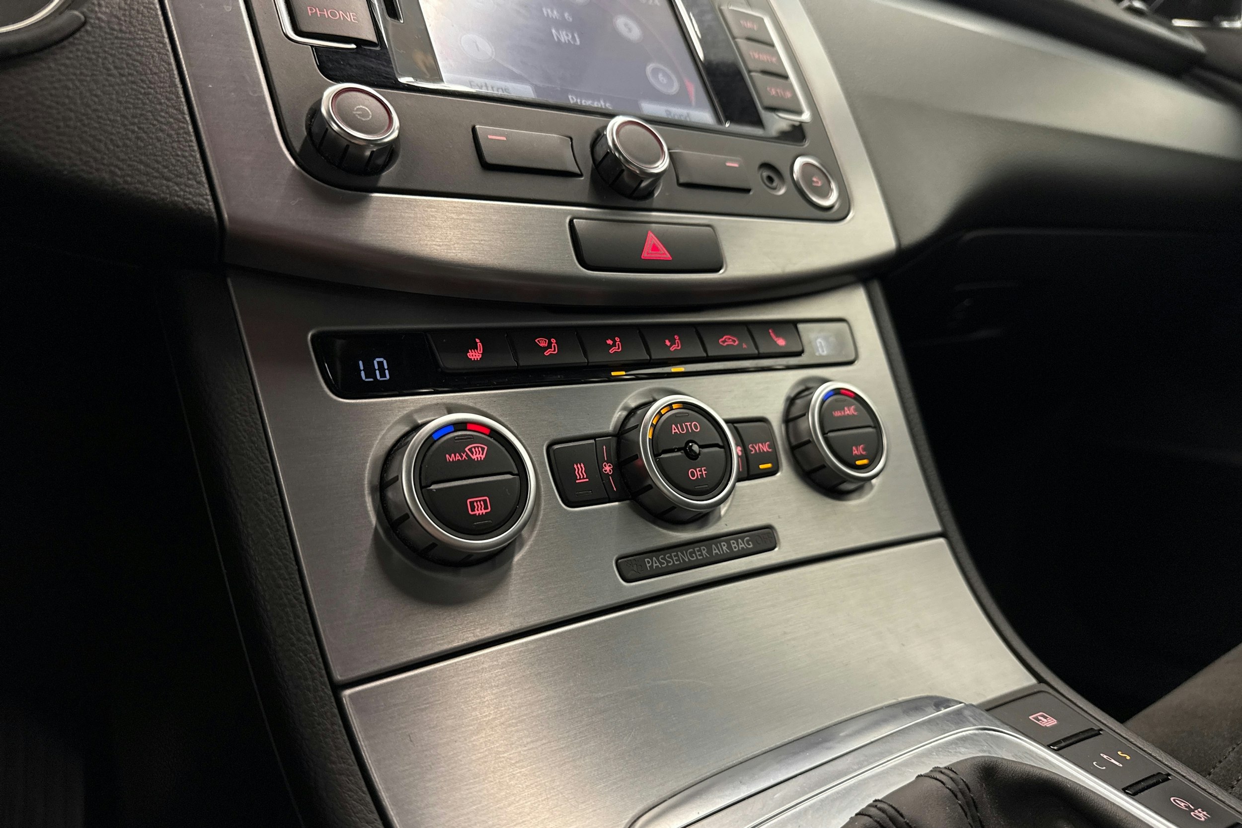 musta Volkswagen CC 2014 kuva 32.