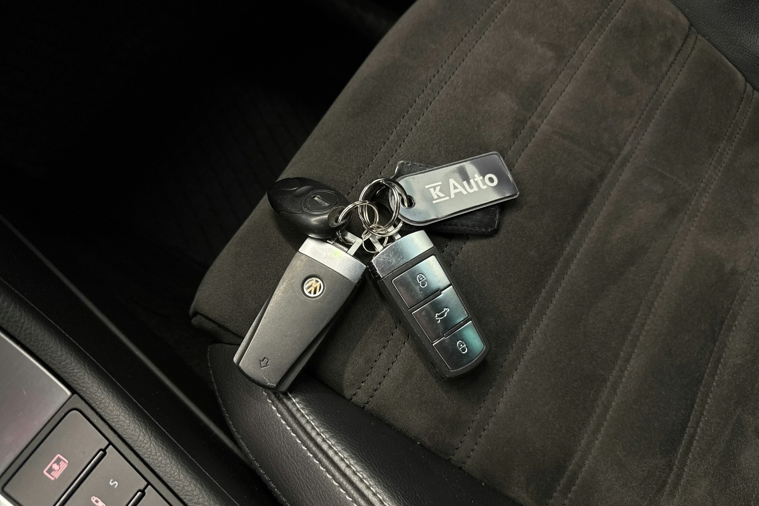 musta Volkswagen CC 2014 kuva 39.