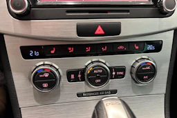 musta Volkswagen CC 2015 kuva 19.