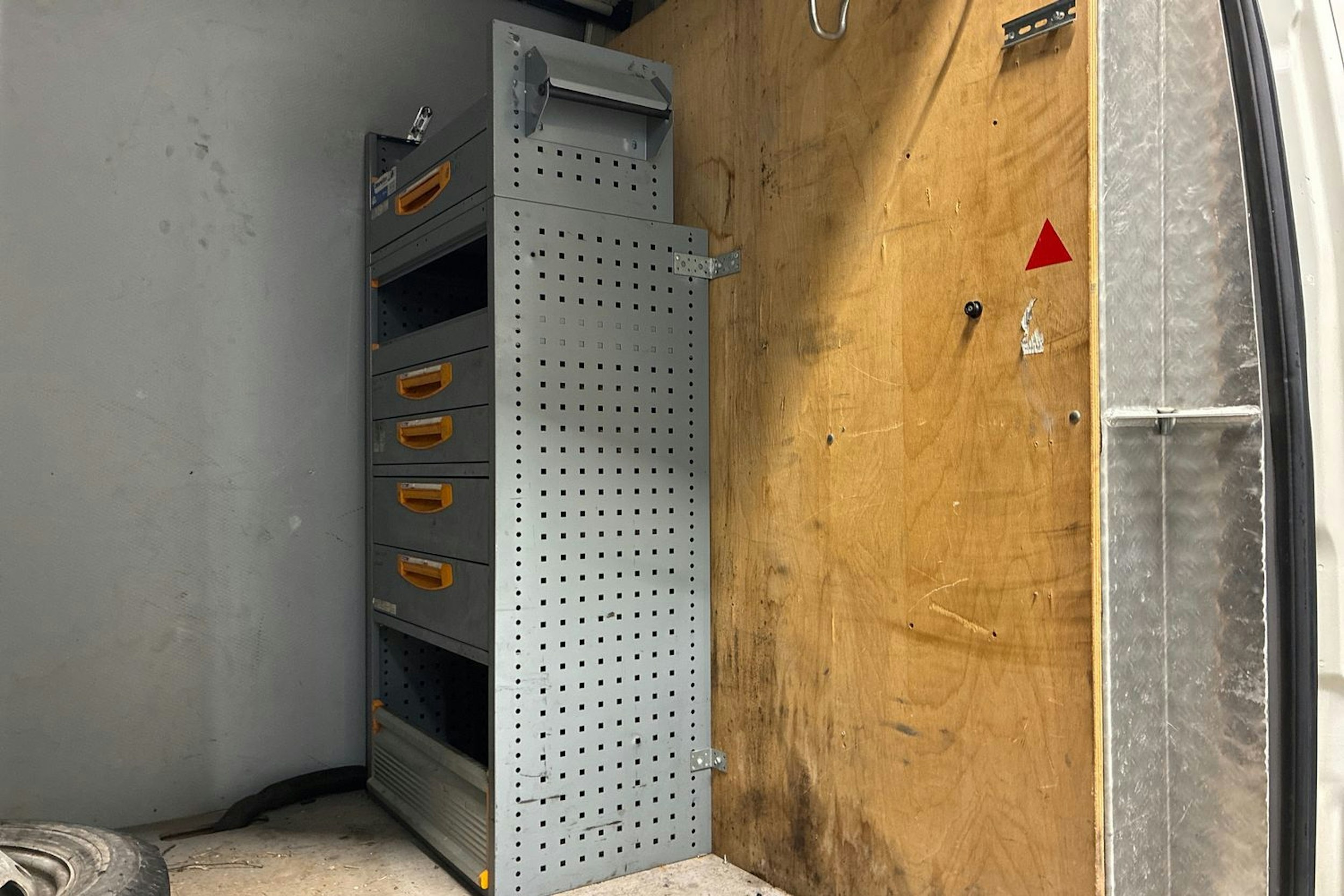 valkoinen Volkswagen Crafter 2008 kuva 12.