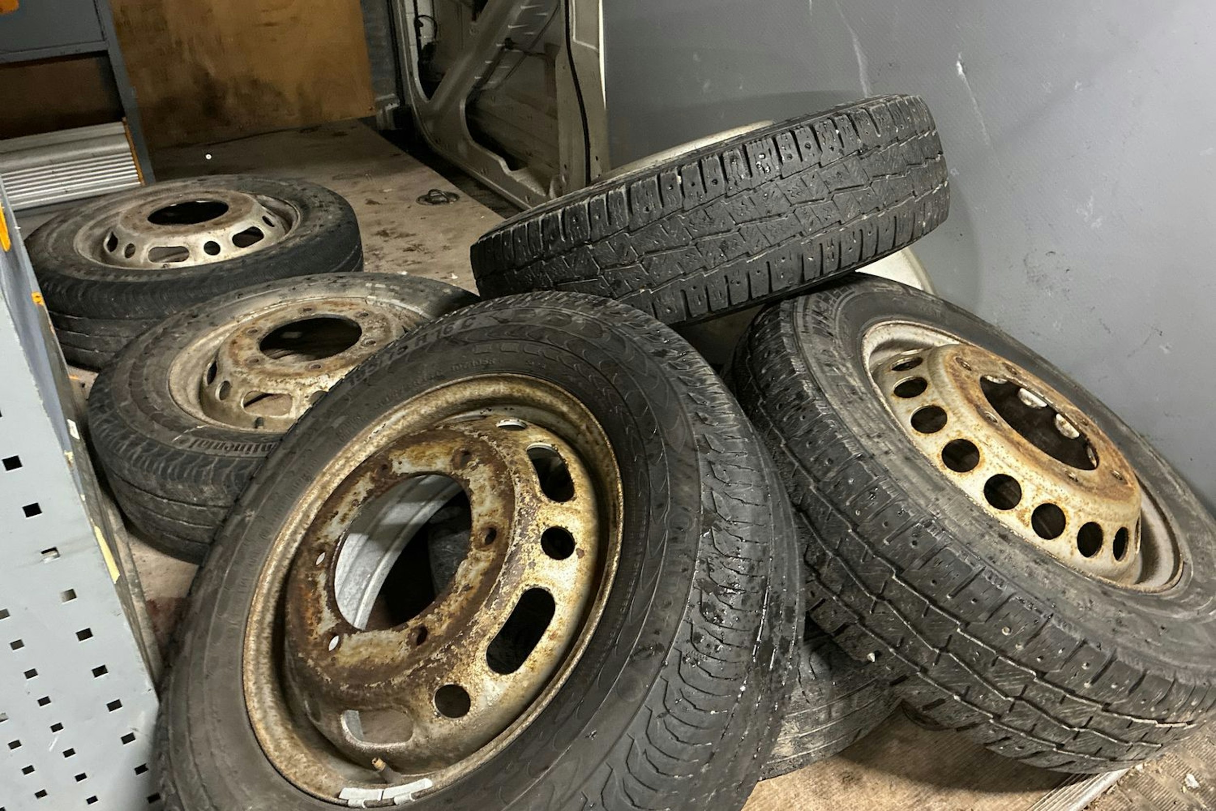 valkoinen Volkswagen Crafter 2008 kuva 14.